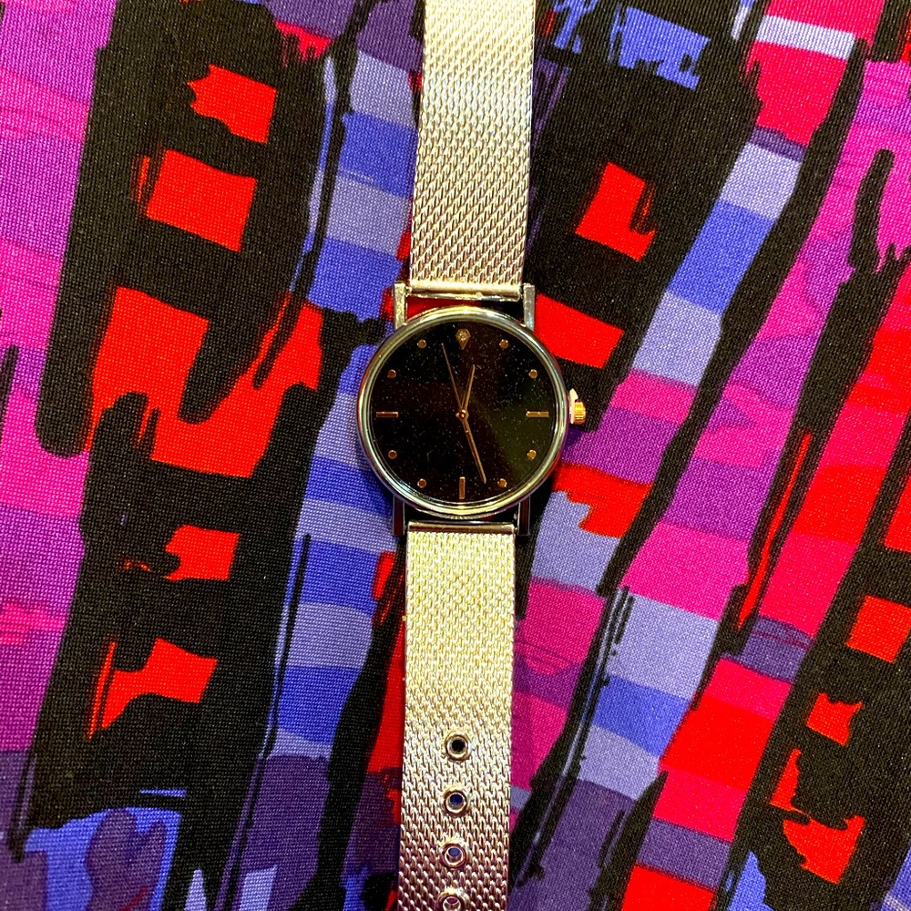 Watch - Picture 5 of 5